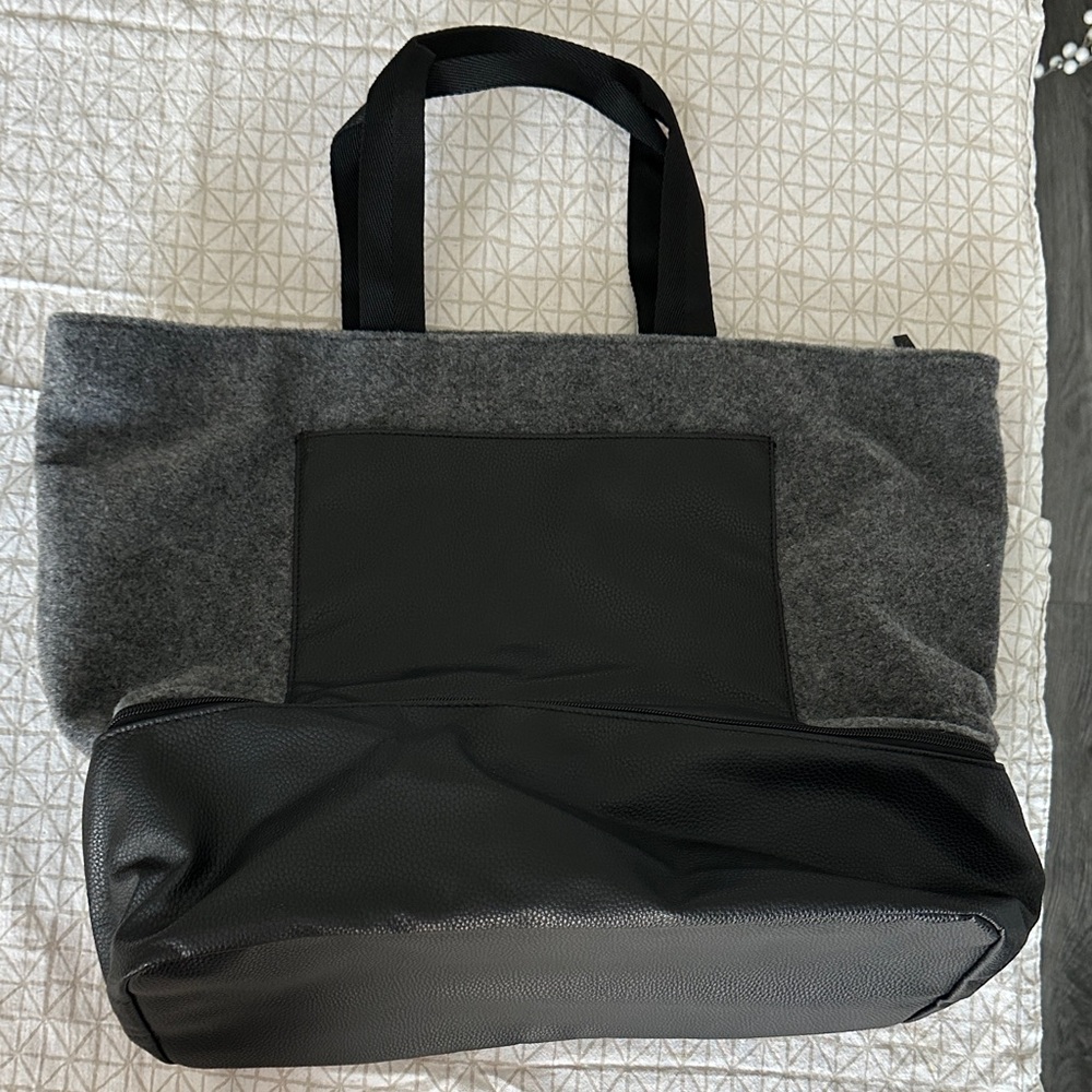 DSW Black and Gray Women's Weekender Bag